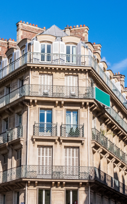 PARIS 3